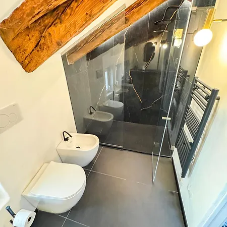 Apartment Boulevard App 2 *